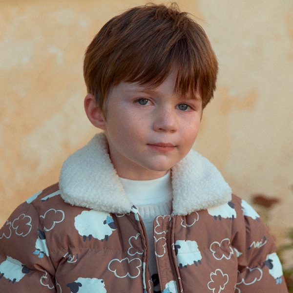 <a href='/b_sketch.html?ptype=view&idx=10832&page=1&code=b_sketch'>페리미츠 외국인 키즈모델 섭의</a>