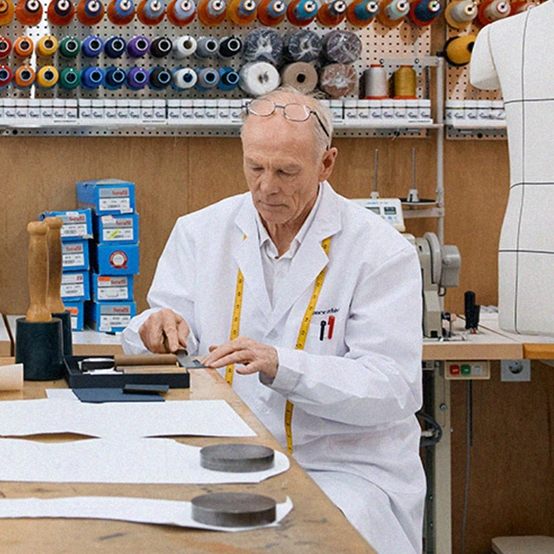 <a href='/b_sketch.html?ptype=view&idx=11386&page=1&code=b_sketch'>아넥스 아카이브 시니어 외국인 모델 섭외</a>