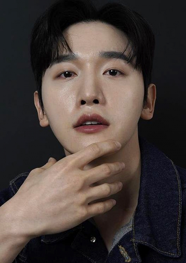 <a href='/k_model.html?ptype=view&idx=11071&page=1&code=k_model'>KHN92</a>